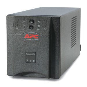 APC Smart UPS UL Line-Interactive 750VA 500W με 6 IEC Πρίζες